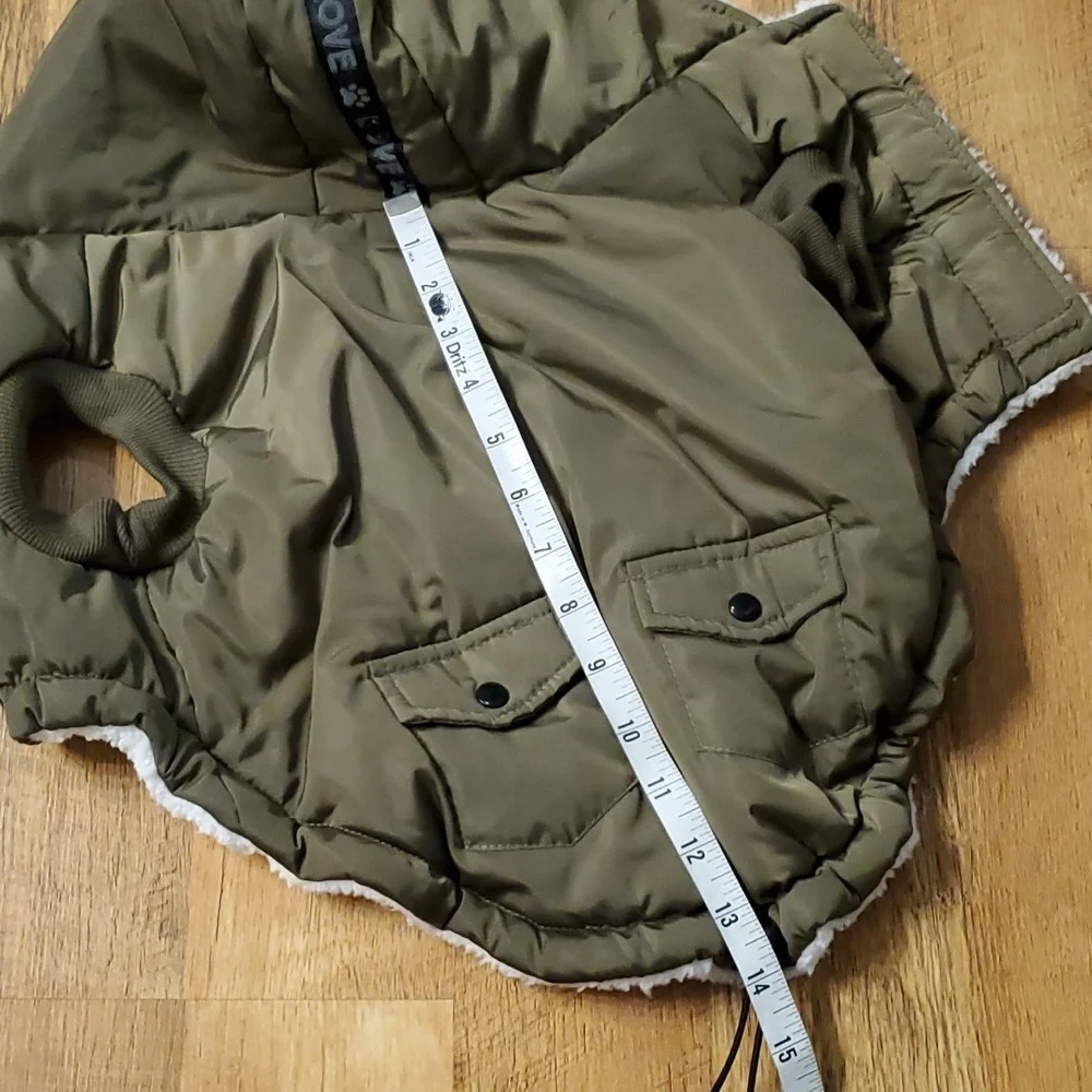 Frisco Dog Insulated Mid-Heavyweight Olive Colored Love Coat‎ Size Medium
